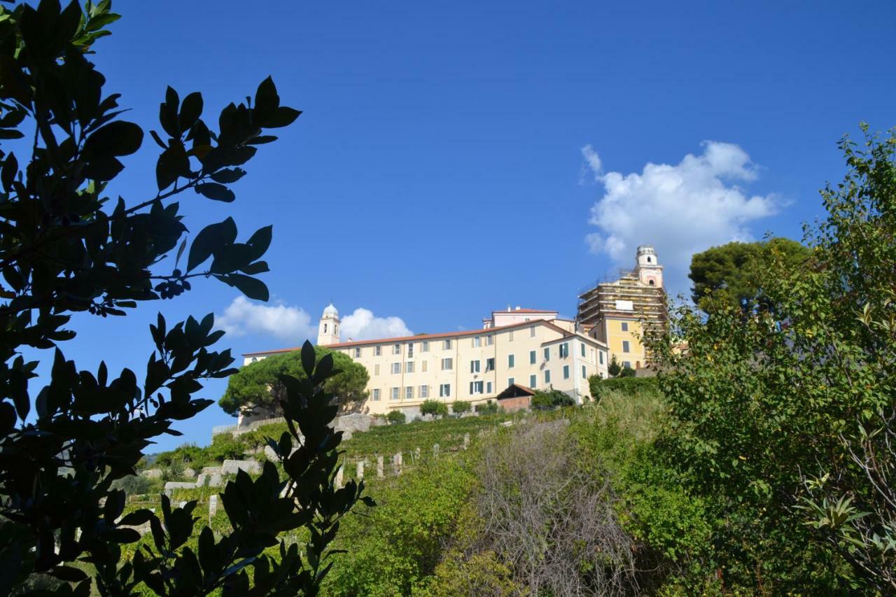 Ferienwohnung La Casa Del Prussiano Diano Castello Exterior foto