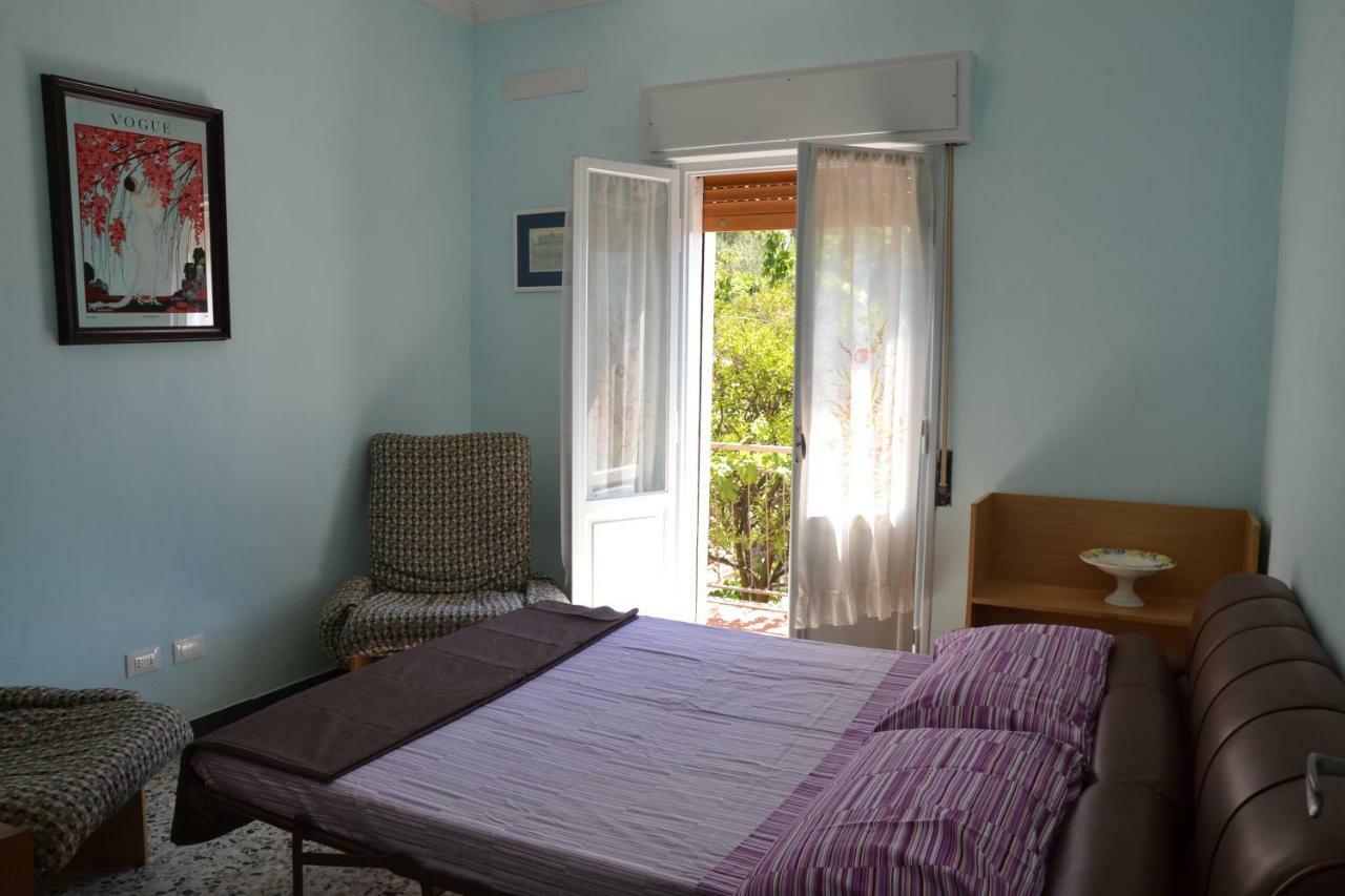 Ferienwohnung La Casa Del Prussiano Diano Castello Exterior foto